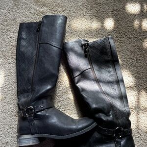 SOLD Guess Black Quilted Leather Boots